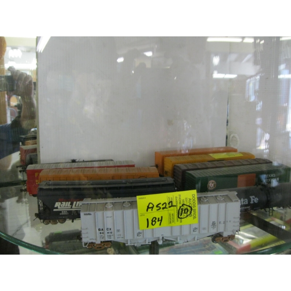10 TRAIN CARS