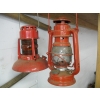 Image 2 : 3 HANGING OIL LANTERNS