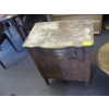 Image 1 : SINGLE DRAWER 2 DOOR ANTIQUE WASH STAND