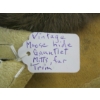 Image 3 : VINTAGE MOOSEHIDE GAUNTLET MITTS - FUR TRIM