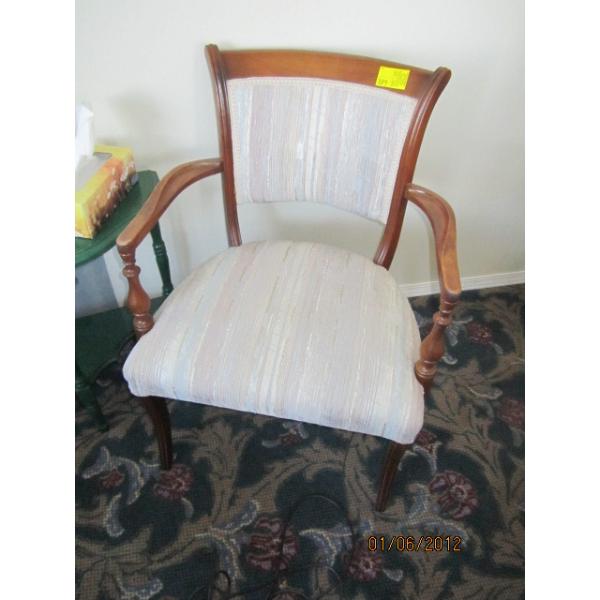 ANTIQUE WOOD FRAMED CHAIR