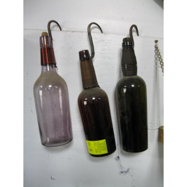 3 BOTTLE OILERS W/HOOKS