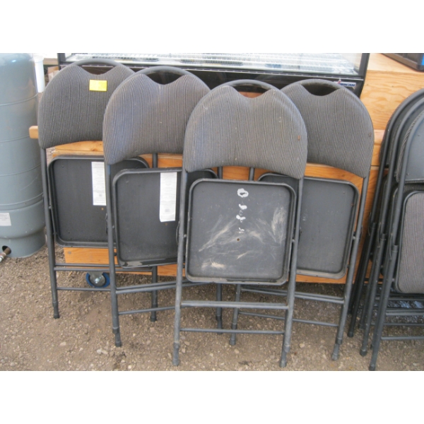 4 FOLDING CHAIRS