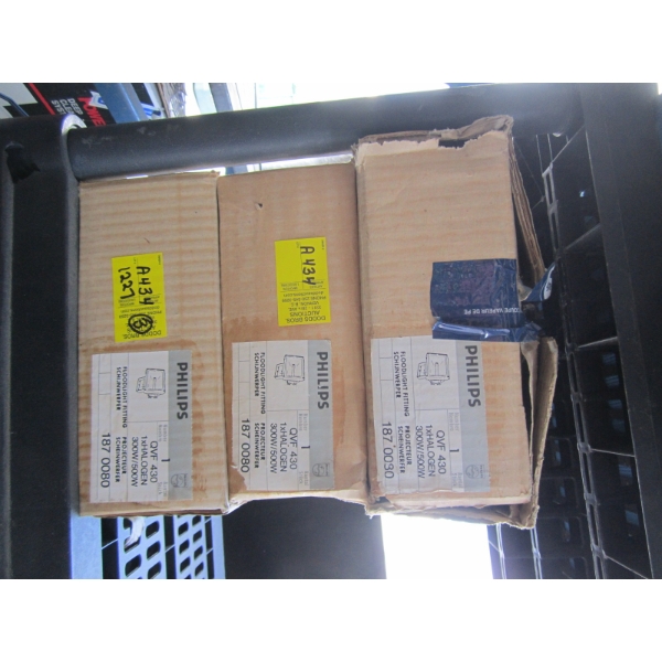 3 PHILLIPS FLOOD LIGHT FITTINGS