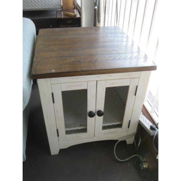 2 DOOR END TABLE