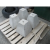 Image 2 : 4 CEMENT BLOCKS