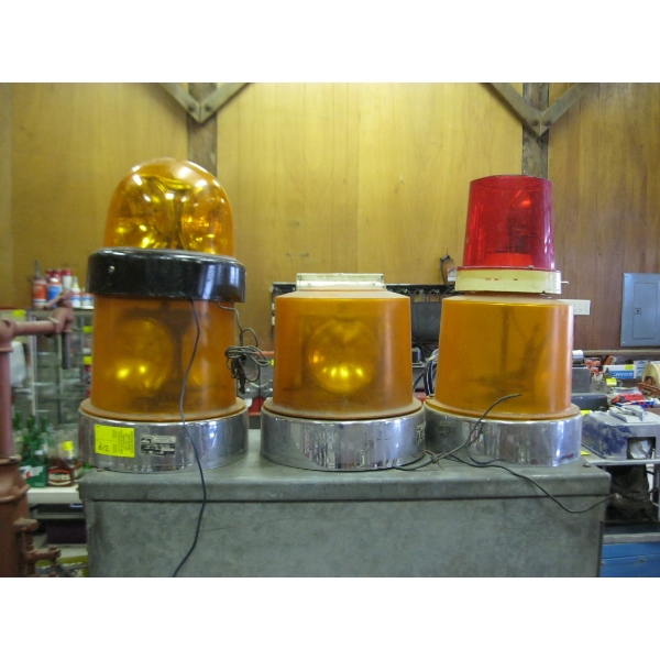 5 EMERGENCY FLASHING LIGHTS