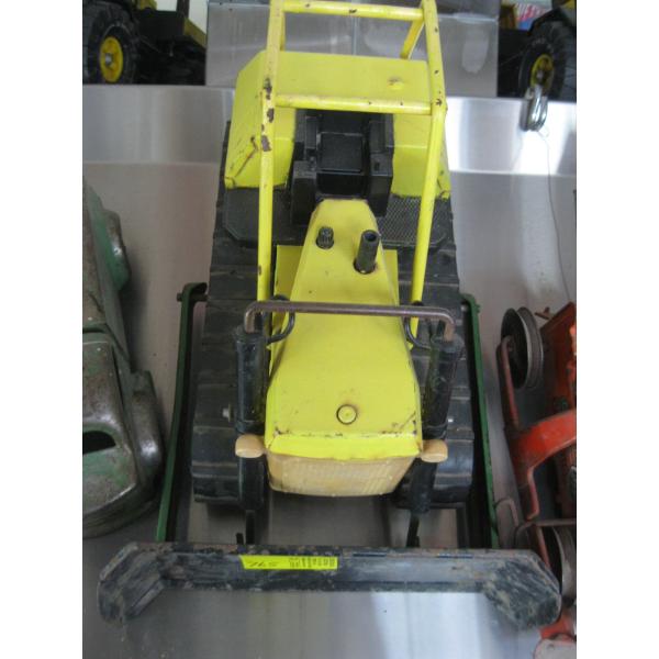 LG. METAL DOZER