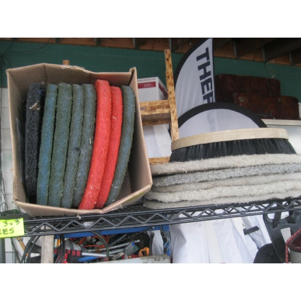 PADS FOR FLOORING MACHINE