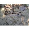 Image 1 : YARD ART W/3 WHEELS & SEAT
