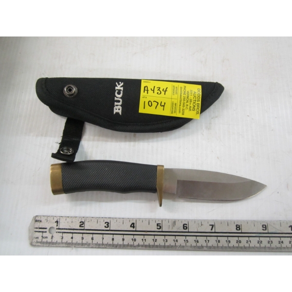 BUCK KNIFE W/SHEATH