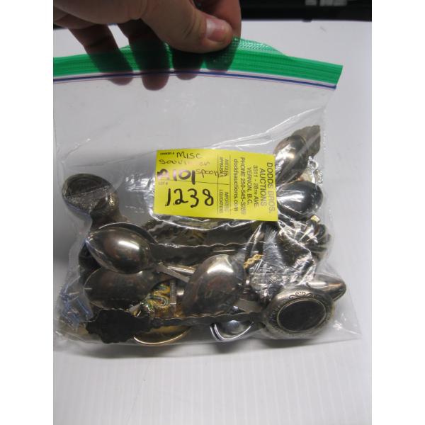 BAG OF COLLECTOR SOUVENIR SPOONS
