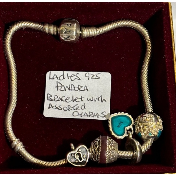 LADIES .925 PANDORA BRACELET W/ASST. CHARMS
