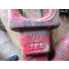 Image 2 : 3 LG. CLEVISES & A HINCH PIN