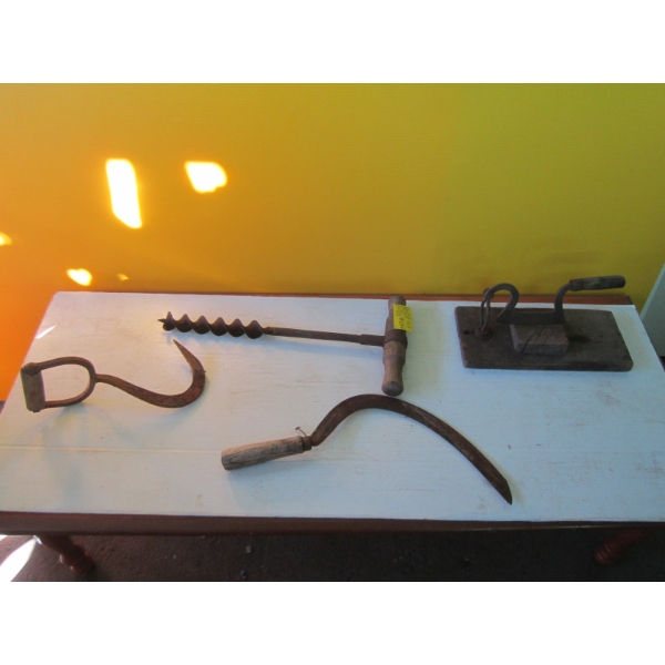 LOT OF PRIMITIVE TOOLS