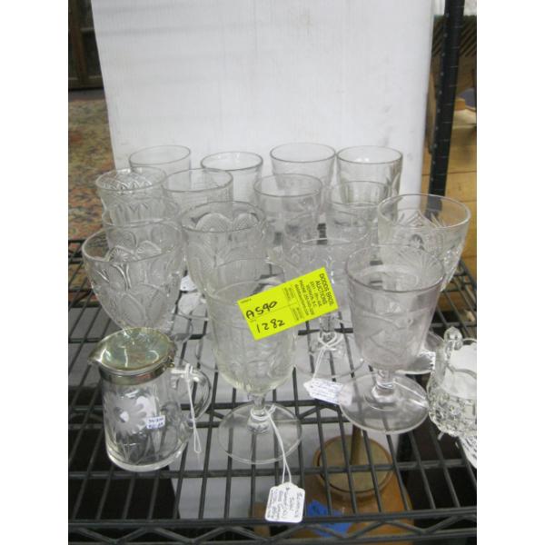 VINTAGE GLASSES & 2 CREAMERS