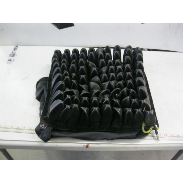 ROHO GROUP WHEELCHAIR SEAT - AIR FILLED