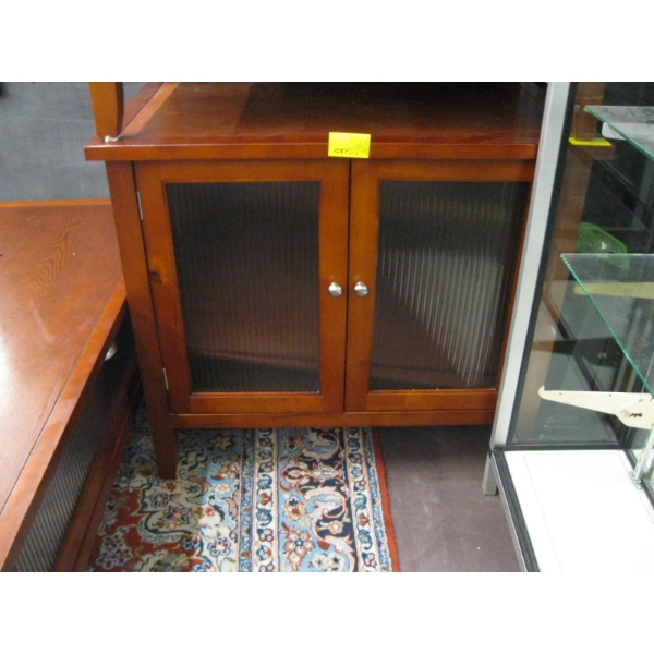 MATCHING SM. 2 DOOR CABINET