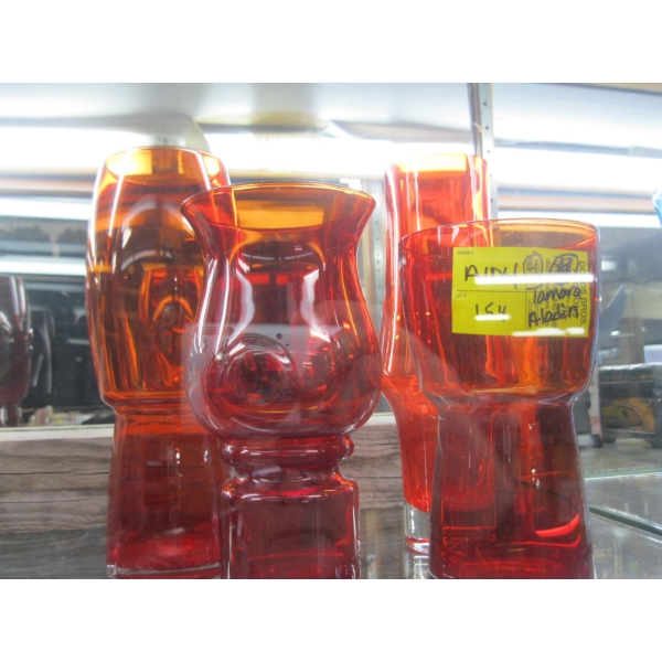 4 RED TAMARA ALADIN (1L) VASES