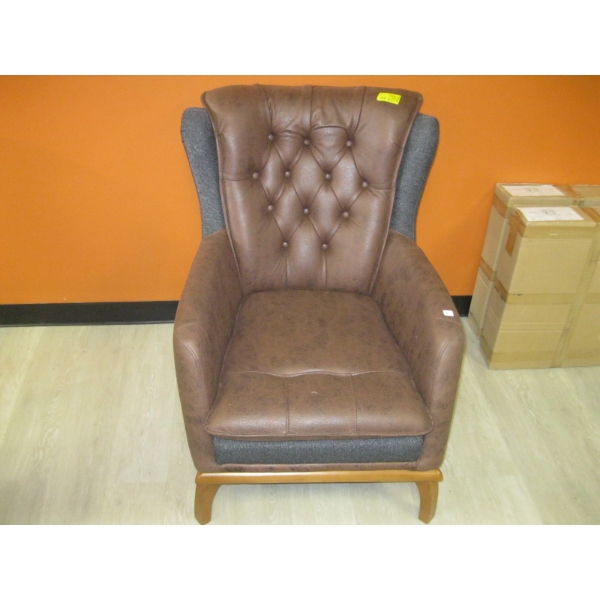 LG. UPHOLSTERED TUFT BACK WINGBACK CHAIR