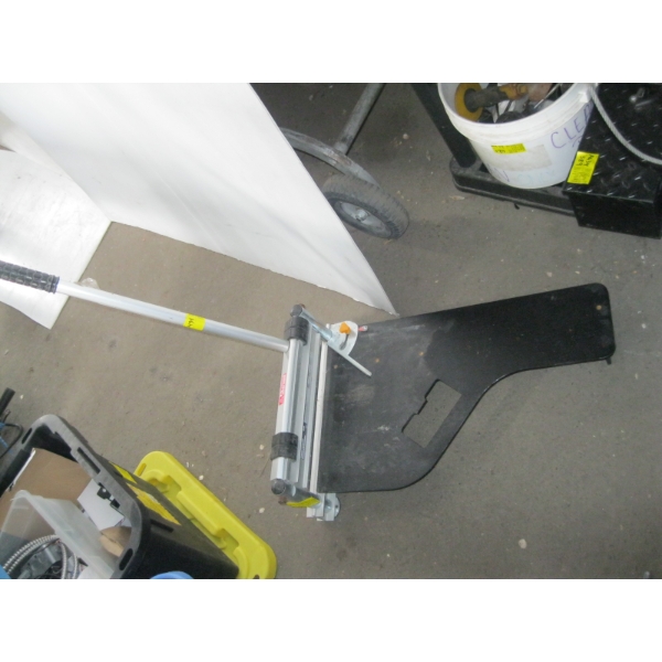 LAMINATE FLOORING CUTTER - 13"