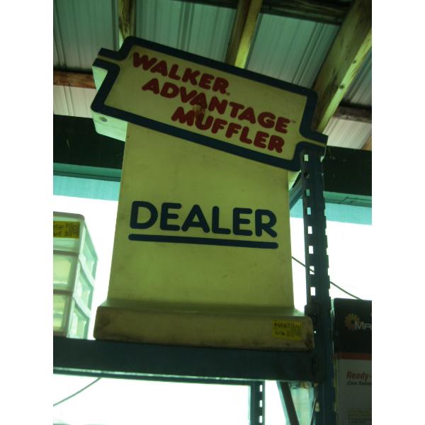 WALKER ADVANTAGE MUFFLER DEALER PLASTIC SIGN