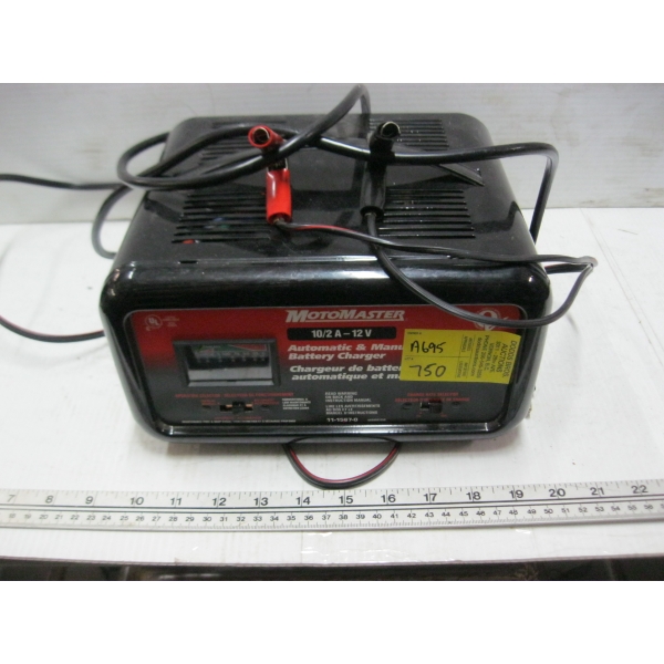 MOTO MASTER 10/2AMP 12V BATTERY CHARGER
