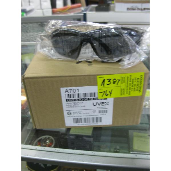 BOX OF GREY TEMPLE GREY LENS SAFETY GLASSES