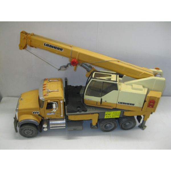 LIEBHERR CRANE TRUCK