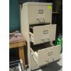 Image 3 : 4 DRAWER LEGAL FILING CABINET