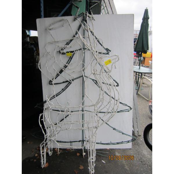 LIGHTED REINDEER, SNOWMAN & CHRISTMAS TREE