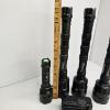 Image 3 : 4 - LED FLASHLIGHTS W/ONE BATTERY CHARGER