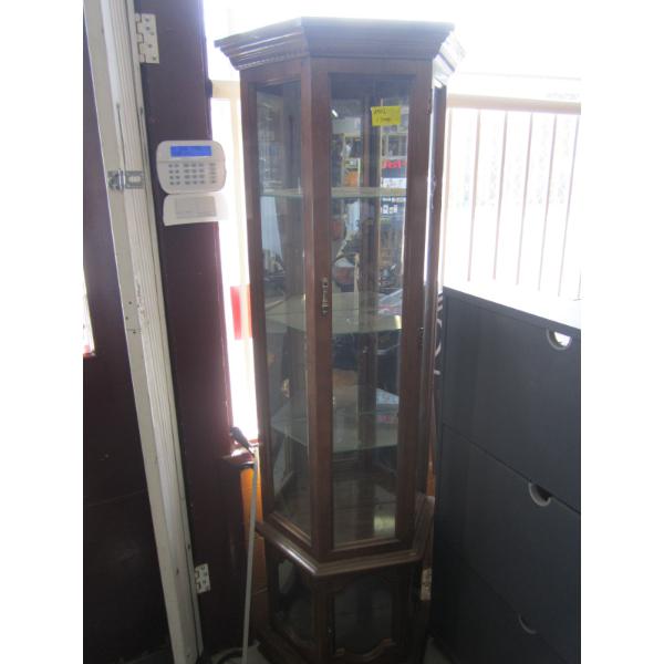SM. UPRIGHT DISPLAY CABINET