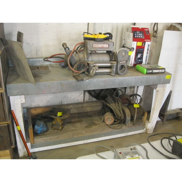 METAL TOPPED 6' WORK BENCH