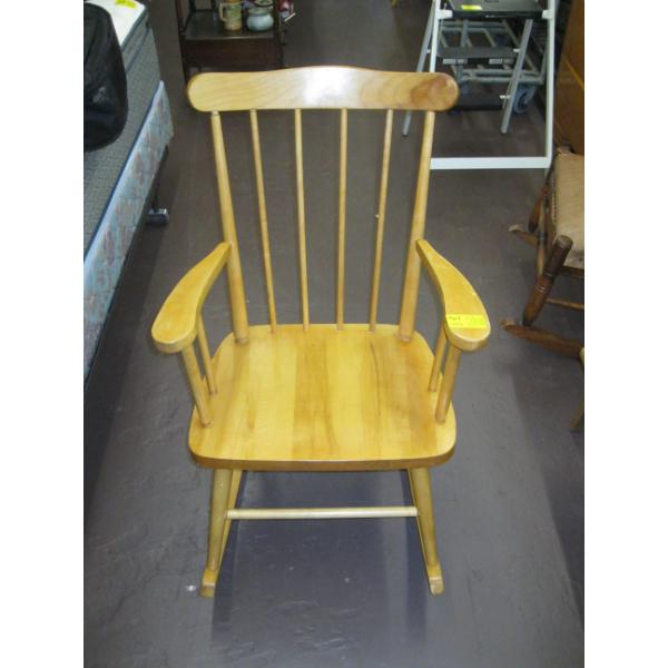 WOODEN ROCKING CHAIR