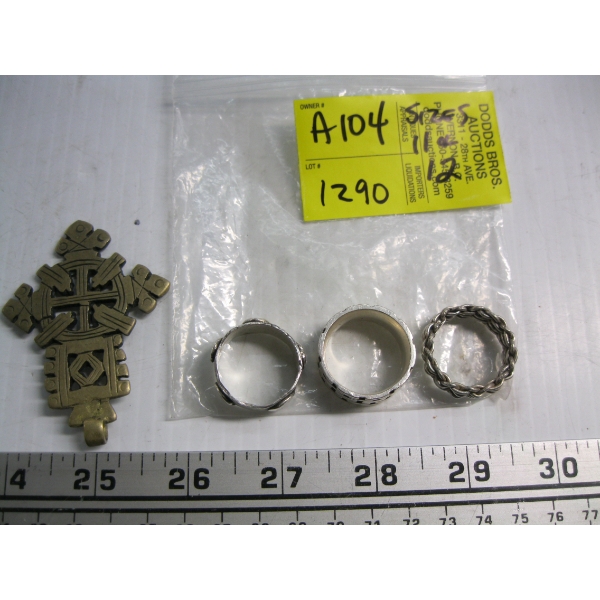 BAG W/ASST. RINGS - SIZES 11 & 12, & A PENDANT