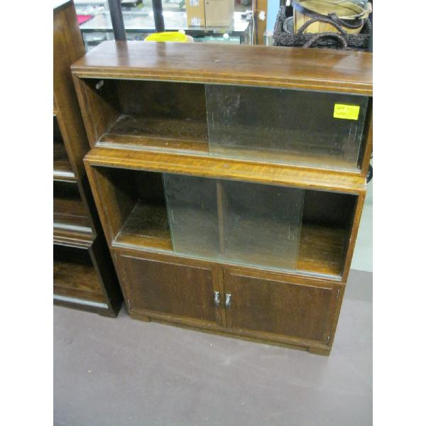 1960 MINTY ENGLISH BOOKSHELF