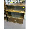 Image 1 : 1960 MINTY ENGLISH BOOKSHELF