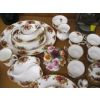 Image 4 : LG. SET OF ROYAL ALBERT OLD COUNTRY ROSE CHINA
