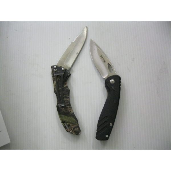 2 BUCK FOLDING KNIVES