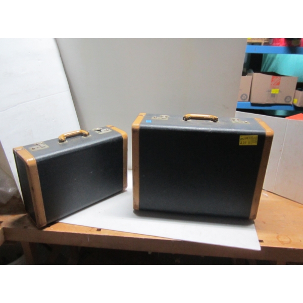 PAIR OF VINTAGE SUITCASES