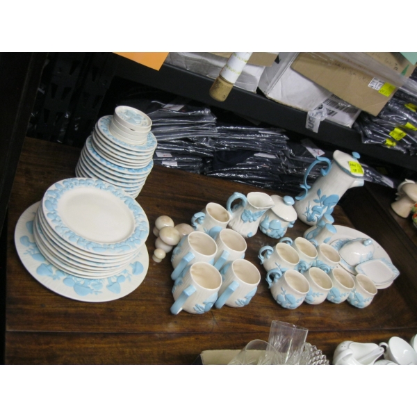 SET OF MUSHROOM THEME DISHWARE