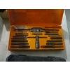 Image 1 : SMALL TAP & DIE SET - MISSING A COUPLE OF PIECES