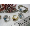 Image 5 : MIXED LOT OF COSTUME JEWLLERY