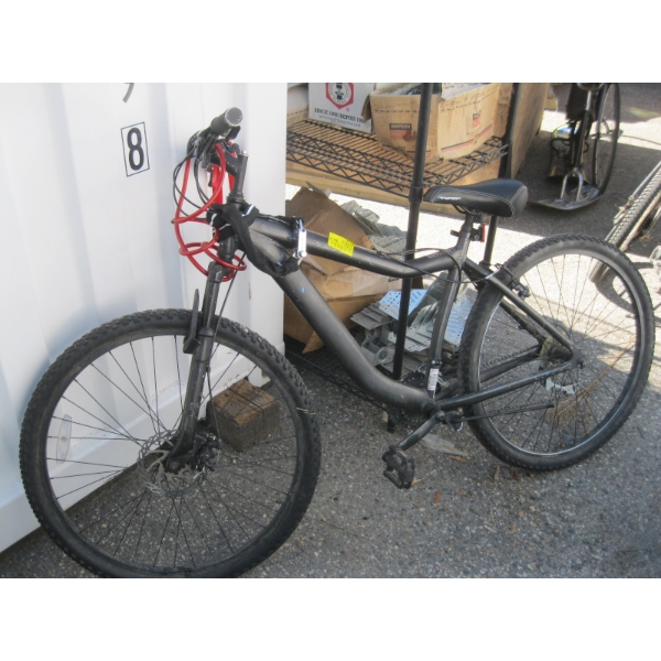 BLACK FRAMED FRONT SUSPENSION MOUNTAIN BIKE