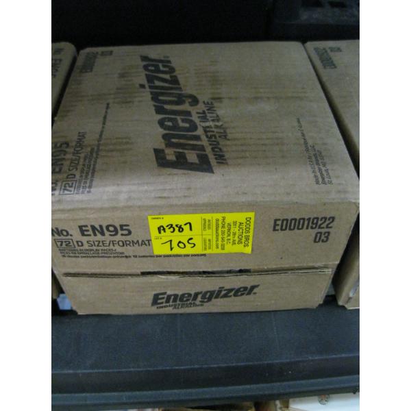NEW CASE OF D SIZE BATTERIES