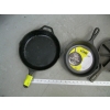 Image 2 : CAST IRON PANS