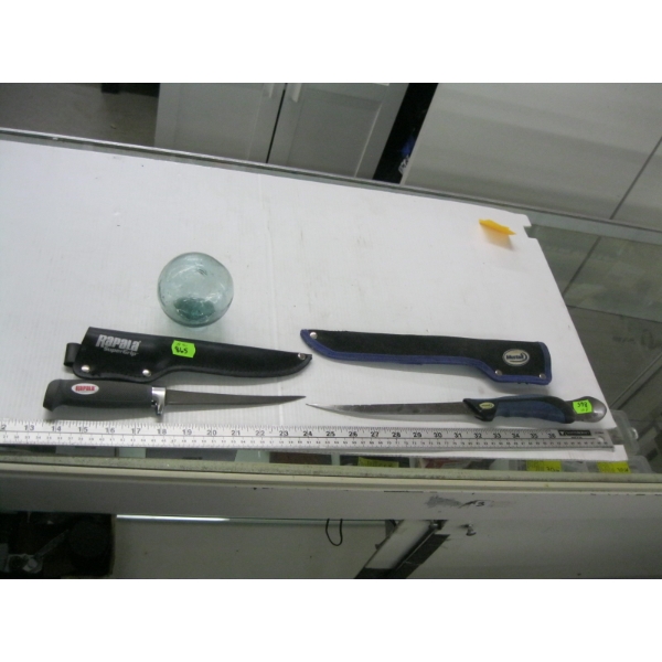 2 FISHING KNIVES & A GLASS FISH NET BALL