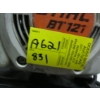 Image 6 : STIHL BT121 GAS POWERED AUGER W/BIT