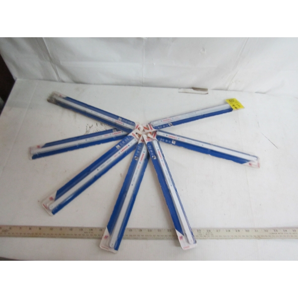 BUNDLE OF HACKSAW BLADES